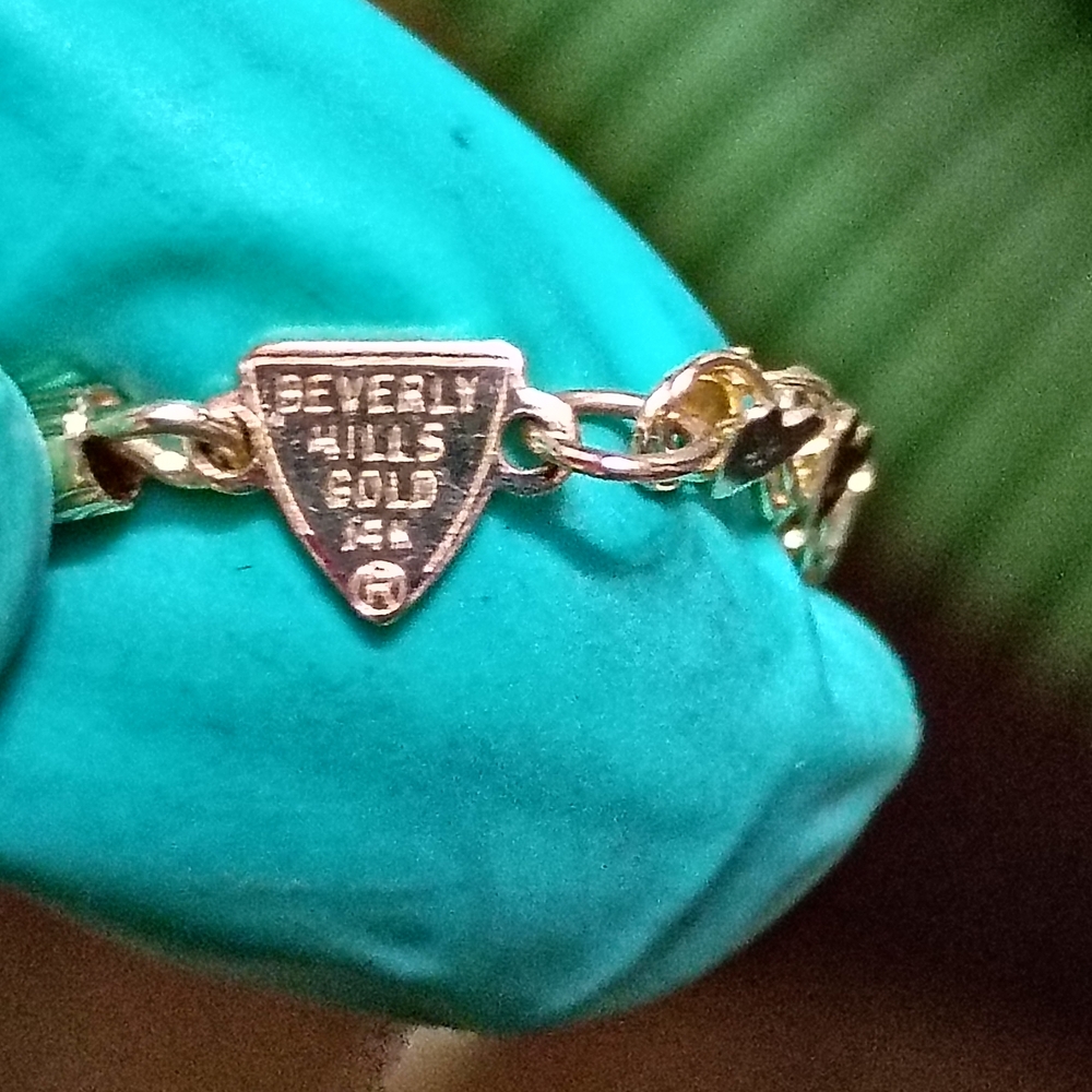 Necklace - Elegant Gold Chain